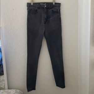 Skinny jeans that are Charcoal gray